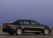 Lexus LS600h L